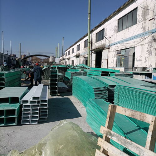 泉州復合玻璃鋼電纜橋架聚氨酯橋架電纜網(wǎng)線用橋架